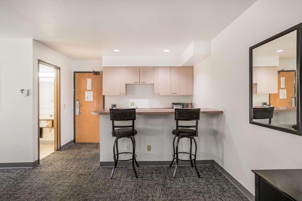 Americas Best Value Inn & Suites-Birch Run Room photo