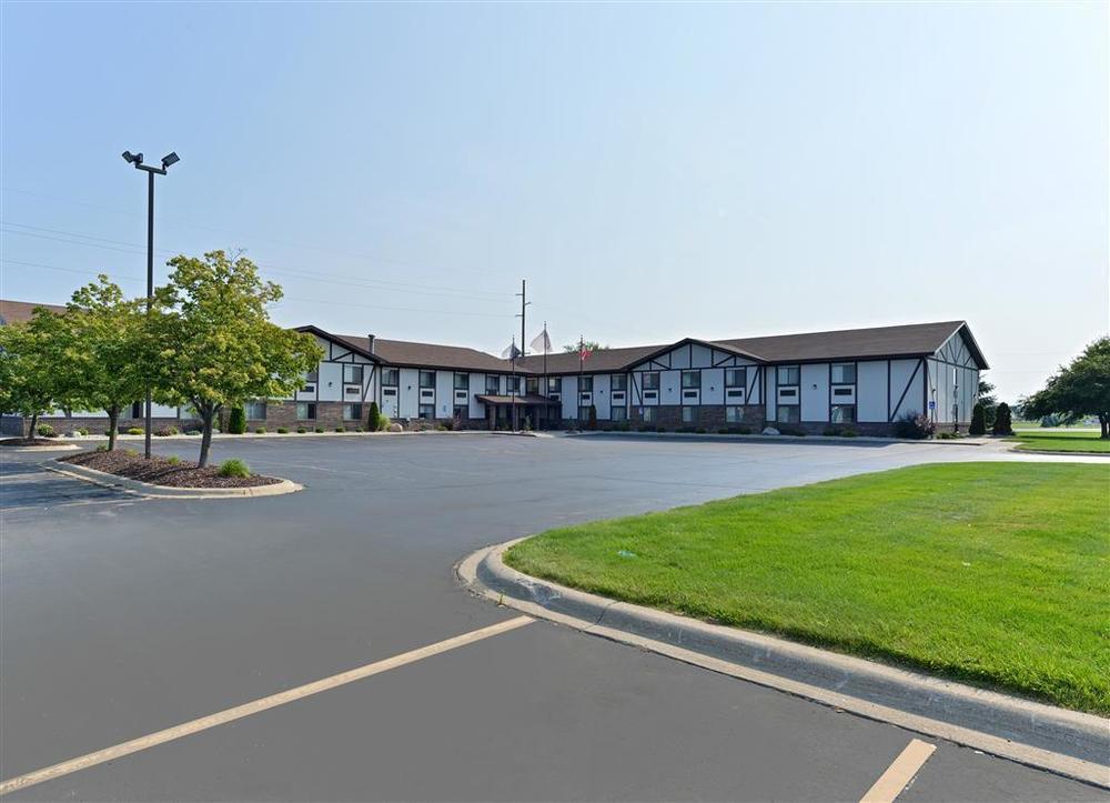 Americas Best Value Inn & Suites-Birch Run Exterior photo