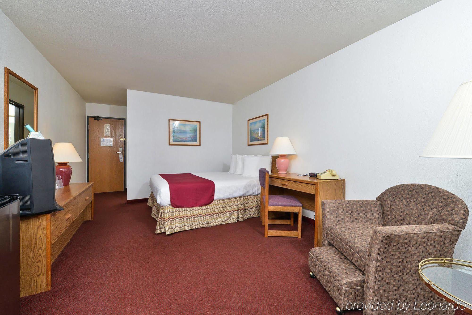 Americas Best Value Inn & Suites-Birch Run Exterior photo